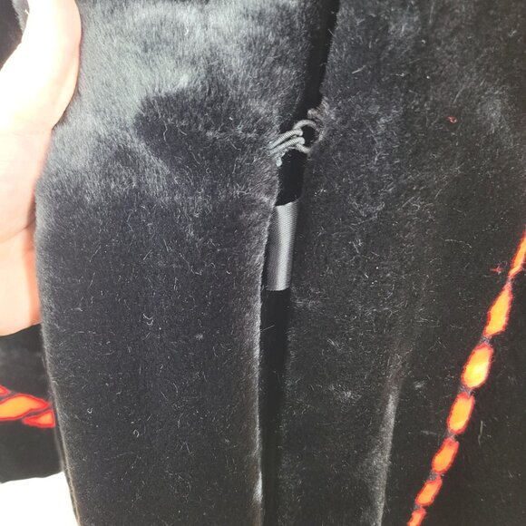 Vintage Faux Fur Coat Plus Size 3X 4X Black Red Long Warm Winter Alt Whimsigoth - Picture 6 of 11